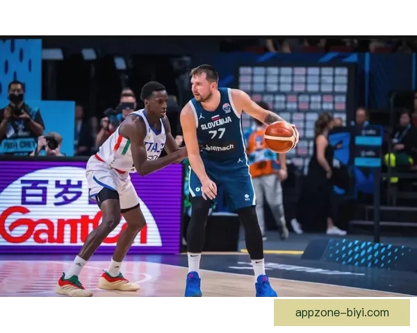 东契奇疯狂三月数据惊人全面碾压文班亚历山大争夺月最佳